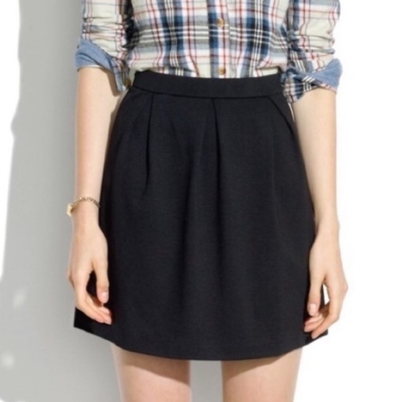 Madewell Bistro Pleated Black Mini Skirt B5459 - Picture 2 of 15